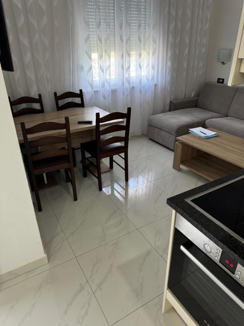 Funtana Appartements An Der 1 Reihe Vom Meer Exteriér fotografie