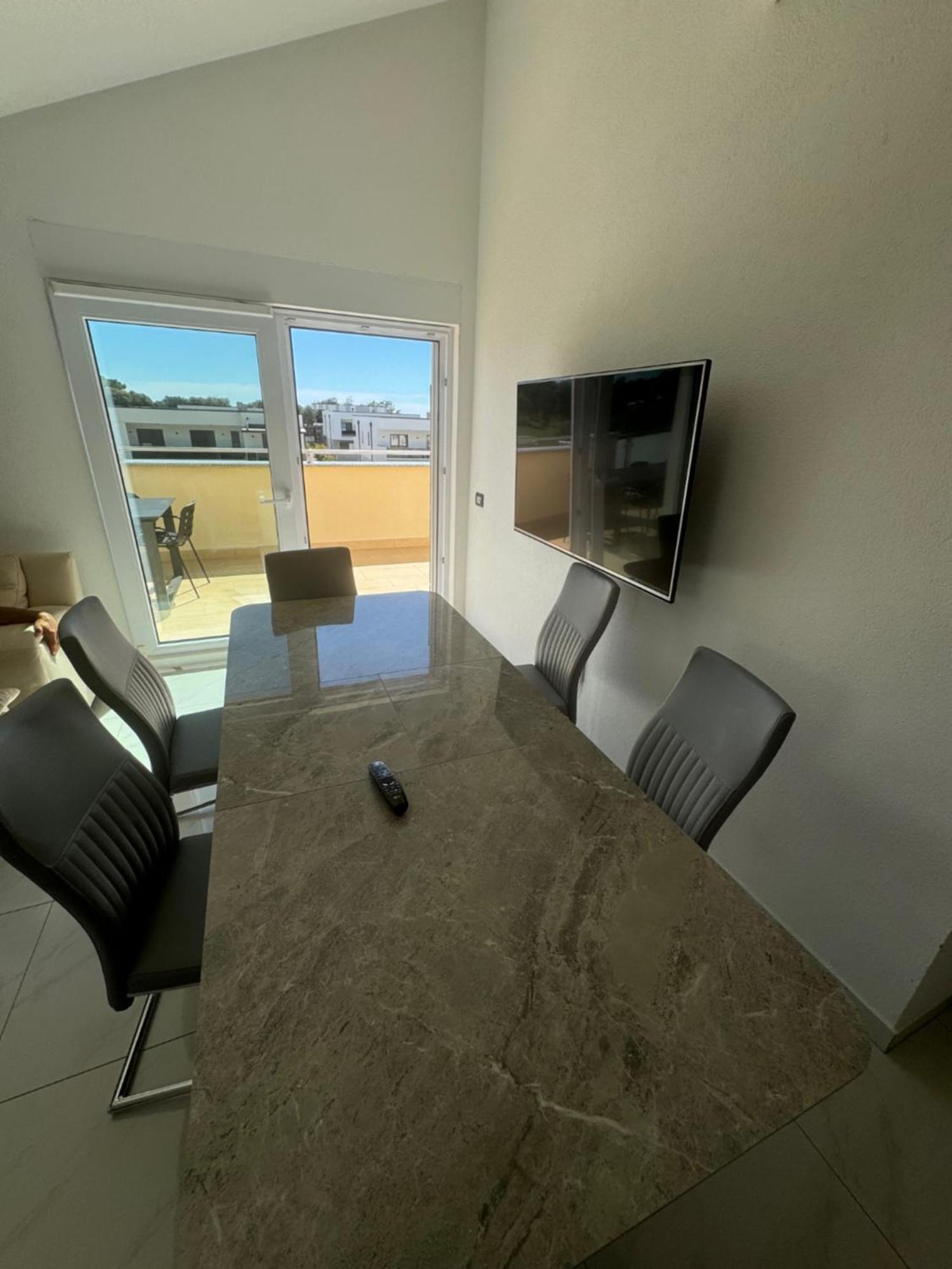 Funtana Appartements An Der 1 Reihe Vom Meer Exteriér fotografie