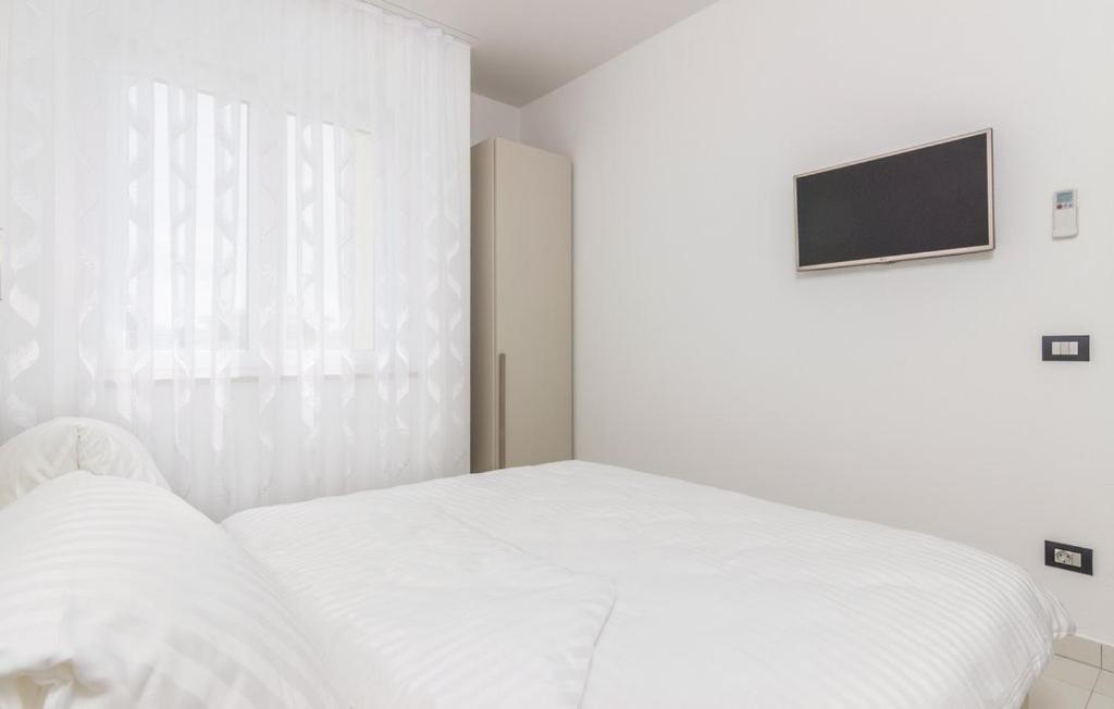 Funtana Appartements An Der 1 Reihe Vom Meer Exteriér fotografie